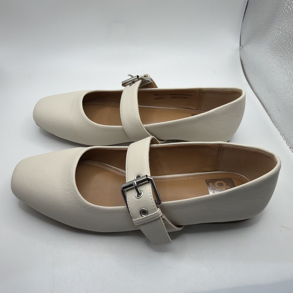 DV Dolce Vita Womens Munich Ivory Flat Shoes Size 7.5 New